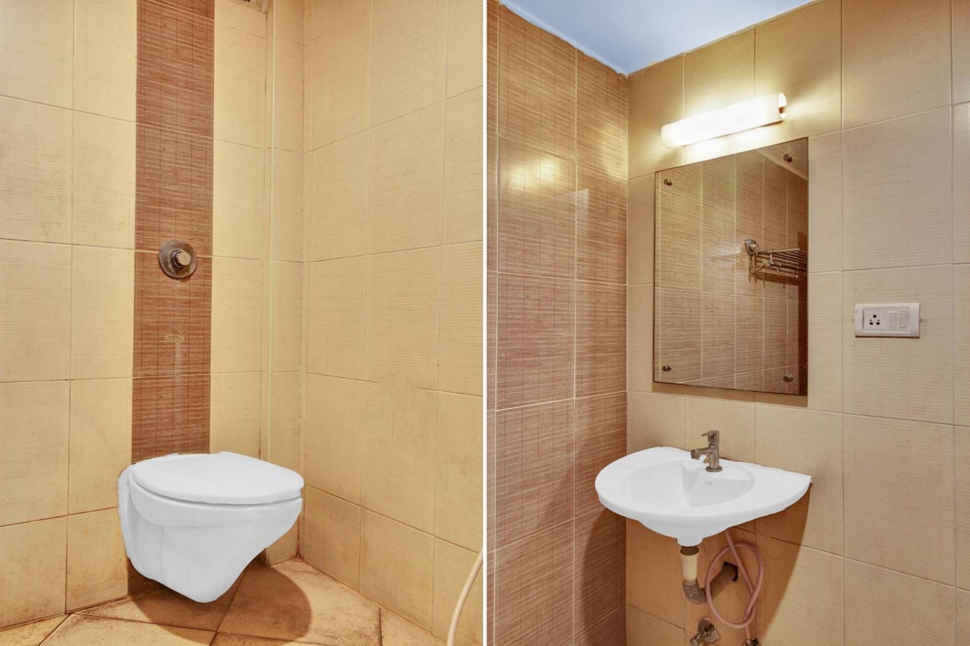 Townhouse The Grand Plaza Hotel Хидерабад Екстериор снимка