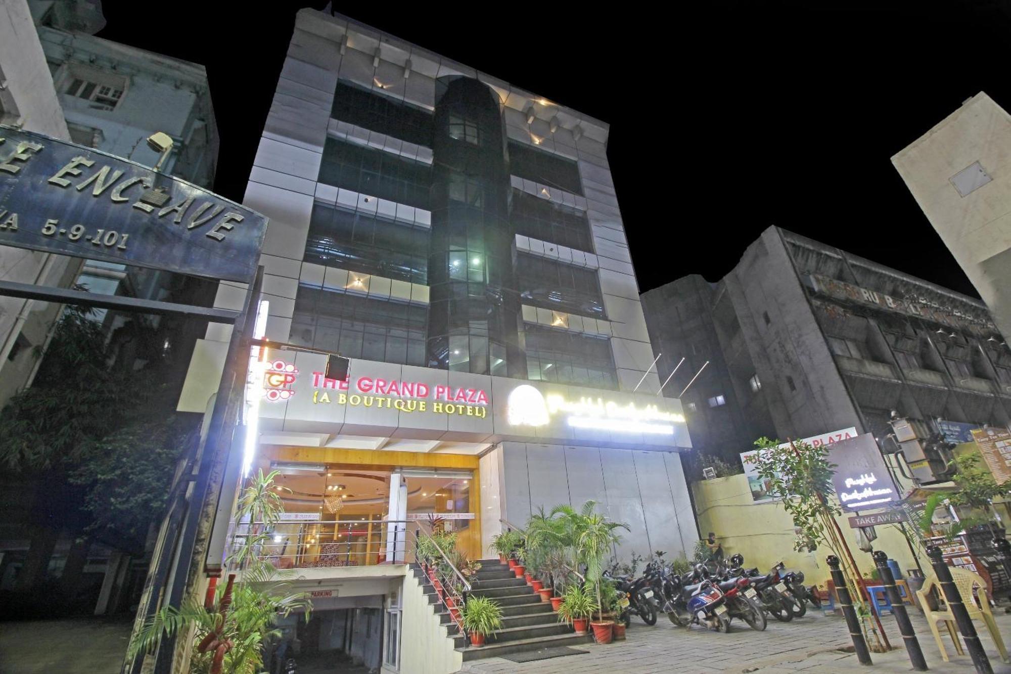 Townhouse The Grand Plaza Hotel Хидерабад Екстериор снимка